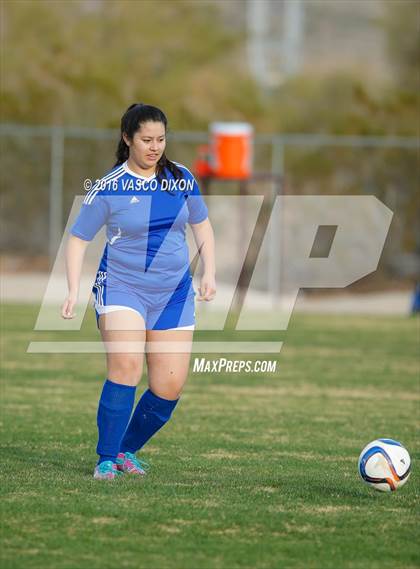 Thumbnail 1 in Estrella Foothills vs. Casa Grande photogallery.