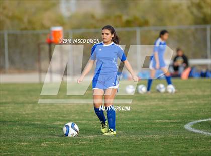 Thumbnail 2 in Estrella Foothills vs. Casa Grande photogallery.