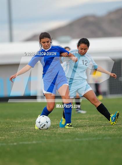Thumbnail 1 in Estrella Foothills vs. Casa Grande photogallery.