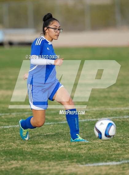 Thumbnail 1 in Estrella Foothills vs. Casa Grande photogallery.