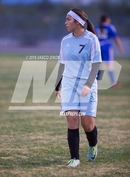 Thumbnail 1 in Estrella Foothills vs. Casa Grande photogallery.