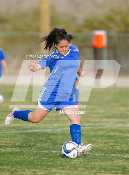 Thumbnail 3 in Estrella Foothills vs. Casa Grande photogallery.