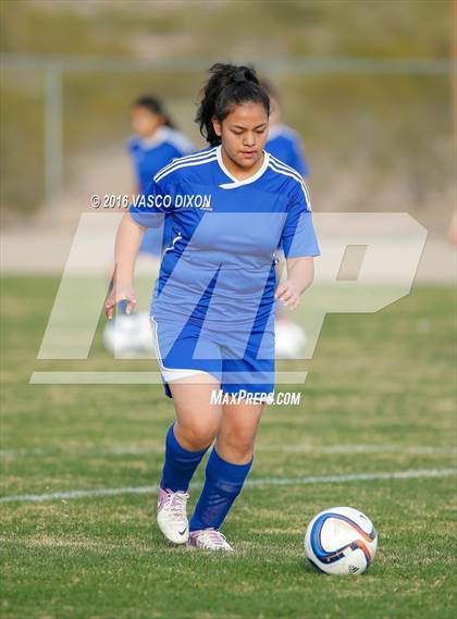 Thumbnail 1 in Estrella Foothills vs. Casa Grande photogallery.