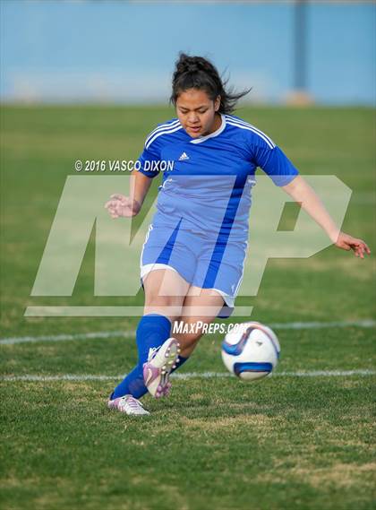 Thumbnail 2 in Estrella Foothills vs. Casa Grande photogallery.