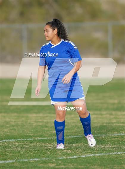 Thumbnail 3 in Estrella Foothills vs. Casa Grande photogallery.