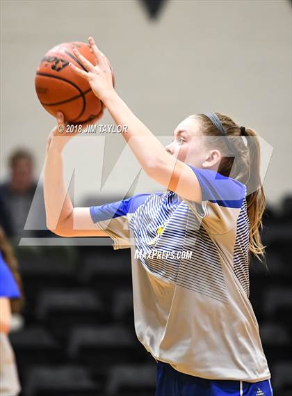 Thumbnail 3 in Huckabay @ Graford photogallery.