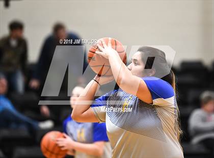 Thumbnail 2 in Huckabay @ Graford photogallery.