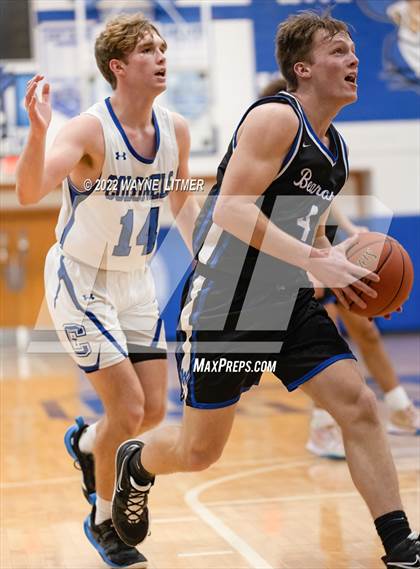 Thumbnail 1 in Walton-Verona @ Covington Catholic photogallery.