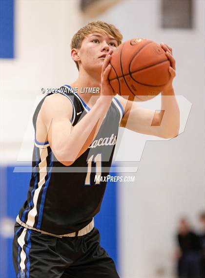 Thumbnail 1 in Walton-Verona @ Covington Catholic photogallery.