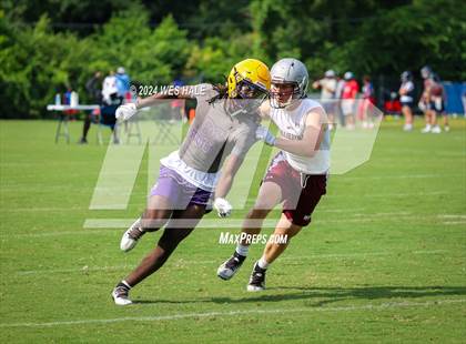 Thumbnail 2 in Collierville vs Desoto Central  (U of Memphis 7v7) photogallery.