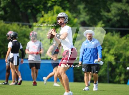 Thumbnail 3 in Collierville vs Desoto Central  (U of Memphis 7v7) photogallery.