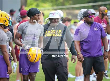 Thumbnail 2 in Collierville vs Desoto Central  (U of Memphis 7v7) photogallery.