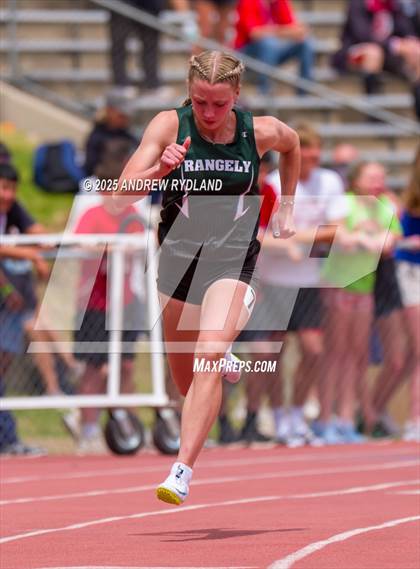 Thumbnail 1 in CHSAA State Championships (400m Finals) photogallery.