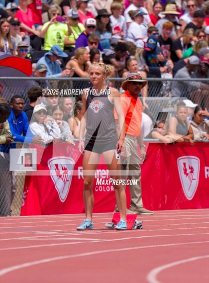 Thumbnail 1 in CHSAA State Championships (400m Finals) photogallery.