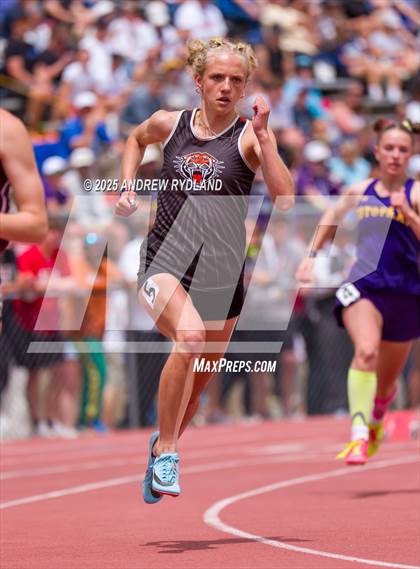Thumbnail 2 in CHSAA State Championships (400m Finals) photogallery.