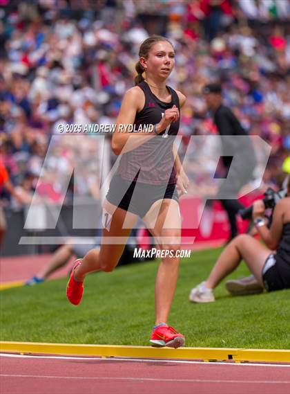 Thumbnail 3 in CHSAA State Championships (400m Finals) photogallery.