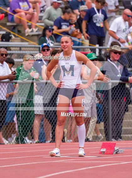 Thumbnail 1 in CHSAA State Championships (400m Finals) photogallery.