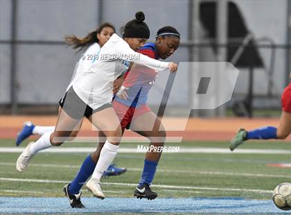 Thumbnail 2 in Villa Park @ Los Alamitos (CIF D1 SoCal Regional Playoff) photogallery.