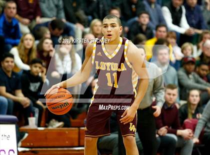 Thumbnail 2 in Loyola Academy vs Schaumburg (IHSA 4A Sectional Semifinal) photogallery.