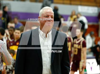 Thumbnail 3 in Loyola Academy vs Schaumburg (IHSA 4A Sectional Semifinal) photogallery.