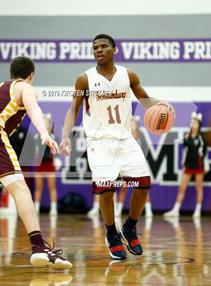 Thumbnail 1 in Loyola Academy vs Schaumburg (IHSA 4A Sectional Semifinal) photogallery.