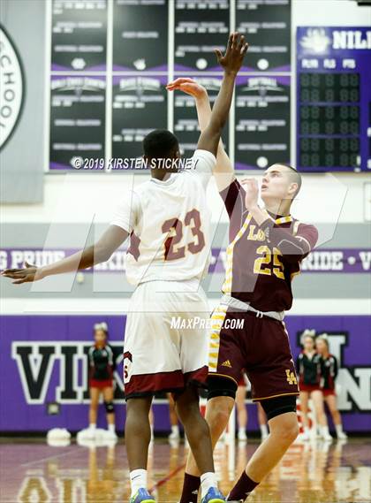 Thumbnail 3 in Loyola Academy vs Schaumburg (IHSA 4A Sectional Semifinal) photogallery.