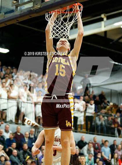 Thumbnail 1 in Loyola Academy vs Schaumburg (IHSA 4A Sectional Semifinal) photogallery.