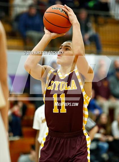 Thumbnail 1 in Loyola Academy vs Schaumburg (IHSA 4A Sectional Semifinal) photogallery.