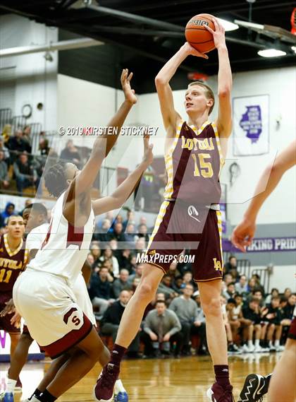 Thumbnail 1 in Loyola Academy vs Schaumburg (IHSA 4A Sectional Semifinal) photogallery.