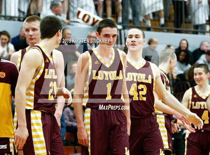 Thumbnail 1 in Loyola Academy vs Schaumburg (IHSA 4A Sectional Semifinal) photogallery.