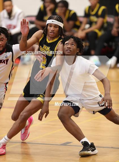 Thumbnail 3 in Parkway Center City vs Hill Freedman World Academy photogallery.