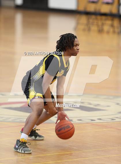 Thumbnail 3 in Parkway Center City vs Hill Freedman World Academy photogallery.