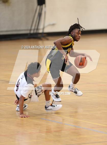 Thumbnail 3 in Parkway Center City vs Hill Freedman World Academy photogallery.