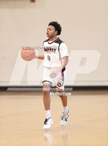 Thumbnail 2 in Parkway Center City vs Hill Freedman World Academy photogallery.