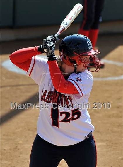 Thumbnail 1 in La Salle vs. Marymount (CIF SS D6 Final) photogallery.
