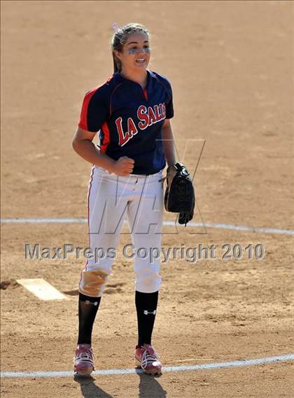 Thumbnail 3 in La Salle vs. Marymount (CIF SS D6 Final) photogallery.