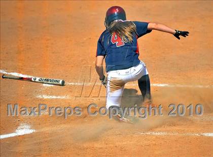 Thumbnail 3 in La Salle vs. Marymount (CIF SS D6 Final) photogallery.