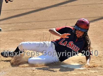 Thumbnail 1 in La Salle vs. Marymount (CIF SS D6 Final) photogallery.