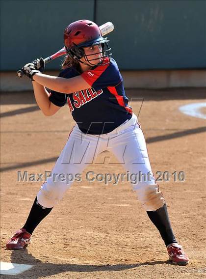 Thumbnail 2 in La Salle vs. Marymount (CIF SS D6 Final) photogallery.