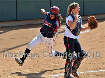 Thumbnail 2 in La Salle vs. Marymount (CIF SS D6 Final) photogallery.