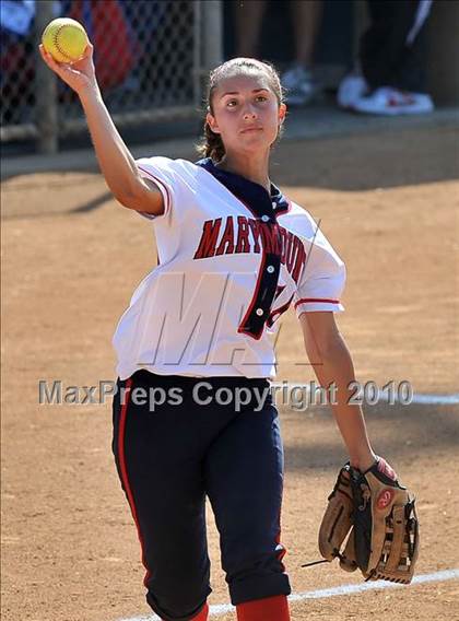 Thumbnail 2 in La Salle vs. Marymount (CIF SS D6 Final) photogallery.