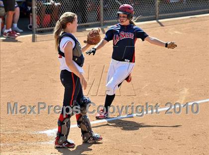 Thumbnail 1 in La Salle vs. Marymount (CIF SS D6 Final) photogallery.