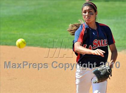 Thumbnail 2 in La Salle vs. Marymount (CIF SS D6 Final) photogallery.