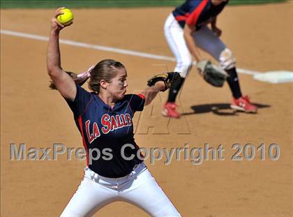 Thumbnail 1 in La Salle vs. Marymount (CIF SS D6 Final) photogallery.