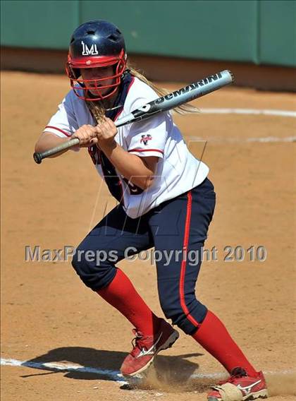 Thumbnail 1 in La Salle vs. Marymount (CIF SS D6 Final) photogallery.