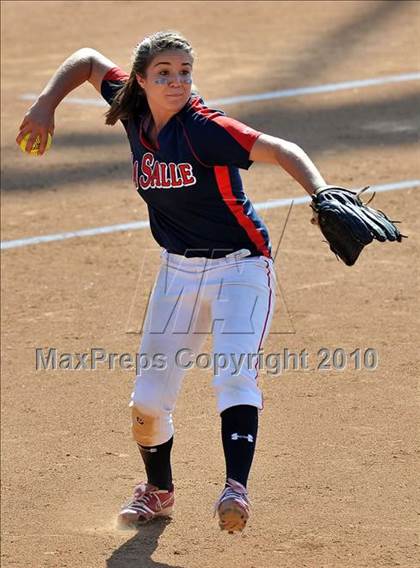 Thumbnail 1 in La Salle vs. Marymount (CIF SS D6 Final) photogallery.