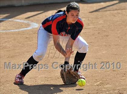 Thumbnail 1 in La Salle vs. Marymount (CIF SS D6 Final) photogallery.