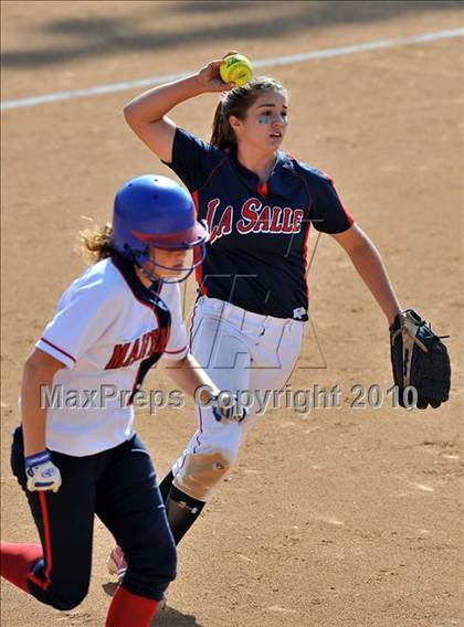 Thumbnail 1 in La Salle vs. Marymount (CIF SS D6 Final) photogallery.