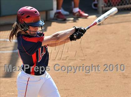 Thumbnail 2 in La Salle vs. Marymount (CIF SS D6 Final) photogallery.