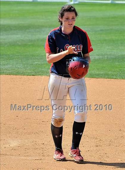 Thumbnail 1 in La Salle vs. Marymount (CIF SS D6 Final) photogallery.